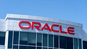 Is Oracle (ORCL) Now The Best Bet In Tech? Why The $500 Billion AI Bet Is Winning Over Wall Street